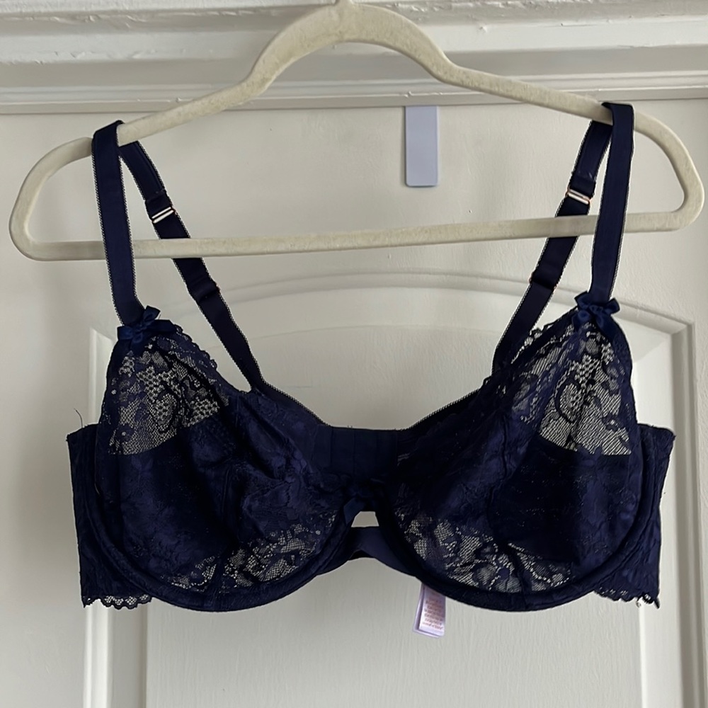 Savage X Fenty Rihanna Lace Navy Blue 38DD Sexy Bra